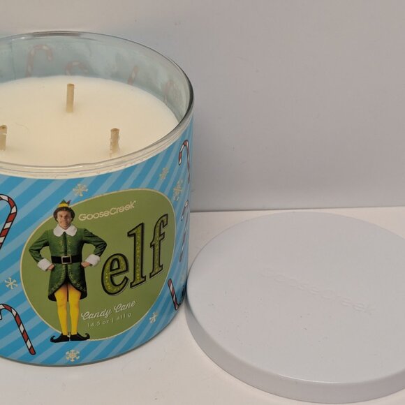 NEW! Goose Creek Candy Cane Triple-Wick Jar Candle, 14.5oz. - Picture 2 of 3